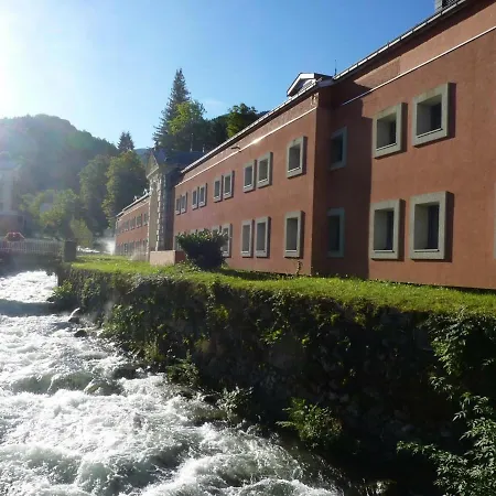 Appartement Ax-les-thermes, 2 Pieces, 4 Personnes - Fr-1-419-389 *